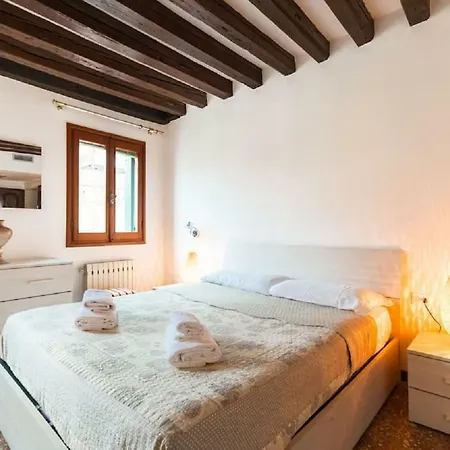 Apartment Via Garibaldi House