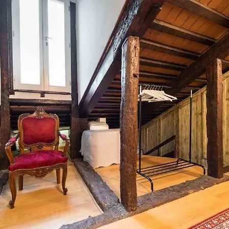 Via Garibaldi House *