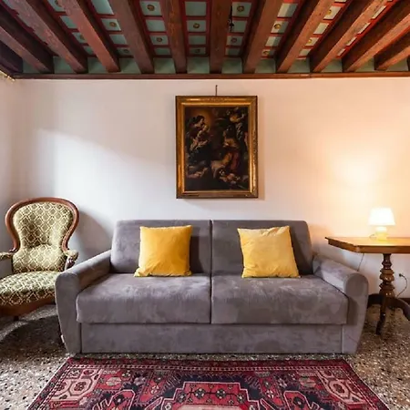 Via Garibaldi House Lejlighed